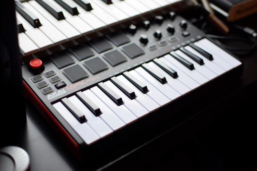 MIDI Keyboard